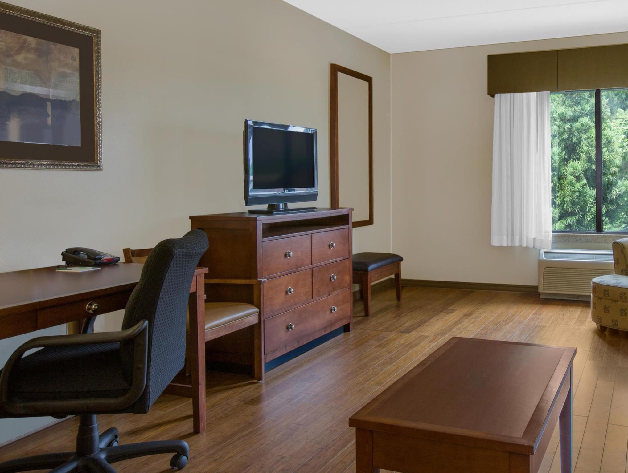 Wingate By Wyndham Tuscaloosa Hotell Exteriör bild