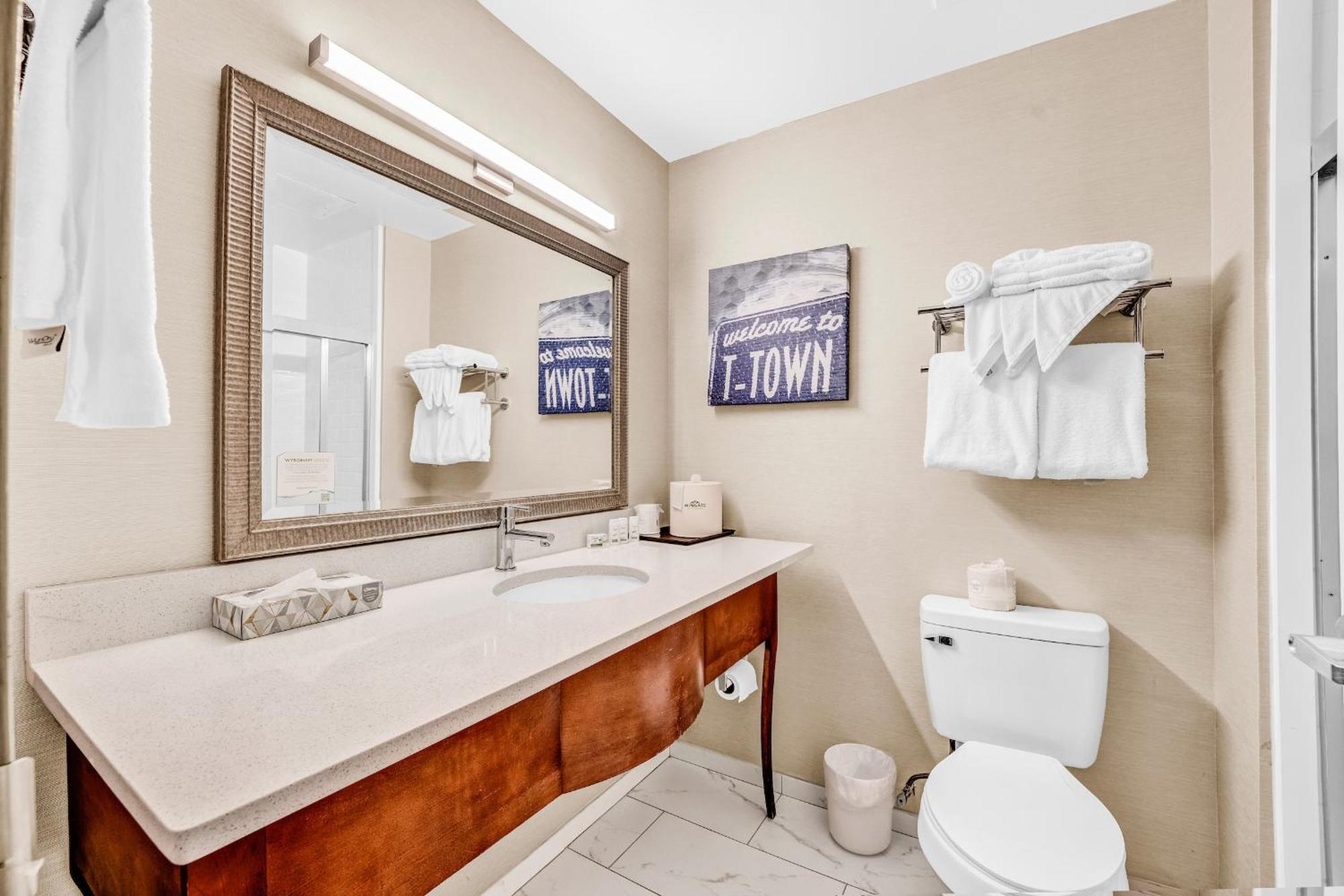 Wingate By Wyndham Tuscaloosa Hotell Exteriör bild